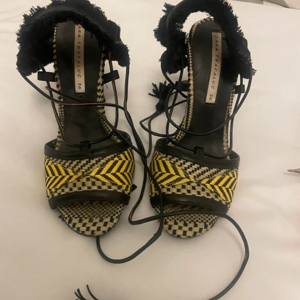 Zara Black and Yellow Patterned Sandals